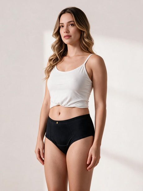 Calcinha Absorvente Hot Pants Preta Charmelle - vista frontal em três quartos