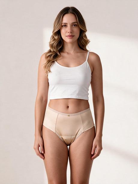 Calcinha Absorvente Hot Pants Bege Charmelle - vista frontal