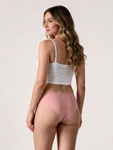 Calcinha Absorvente Hot Pants Uso Diário Rosa Charmelle - traseira em três quartos